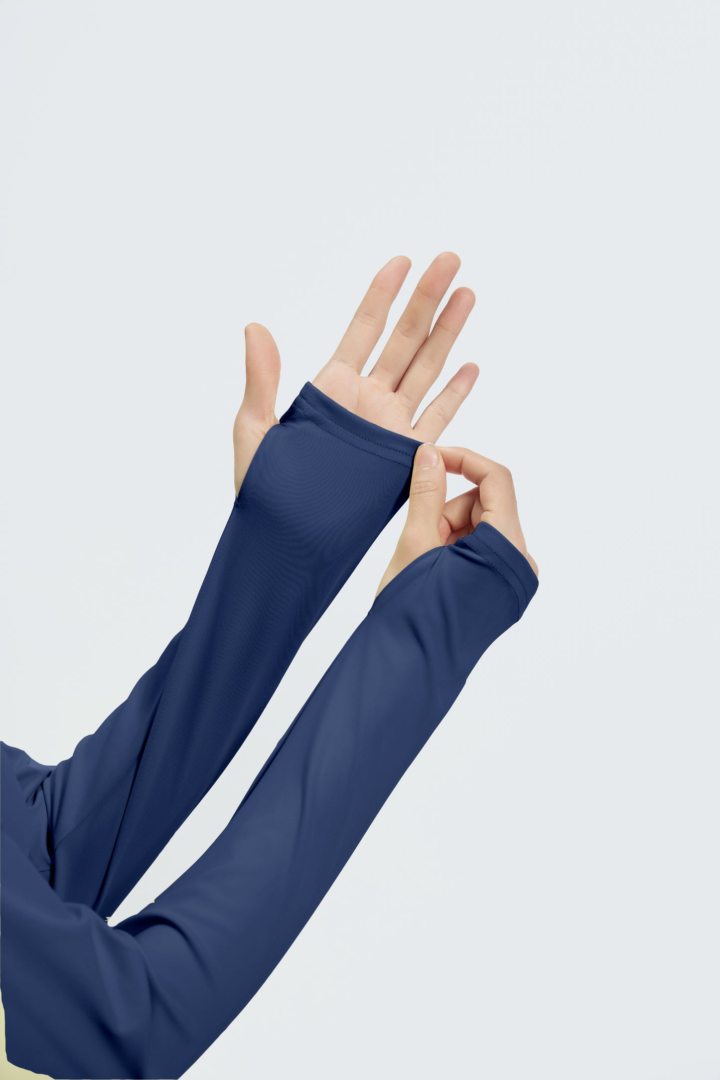 Women's Slimming Full-Zip Yoga Jacket | Stand-Up Collar Activewear with Thumb Holes